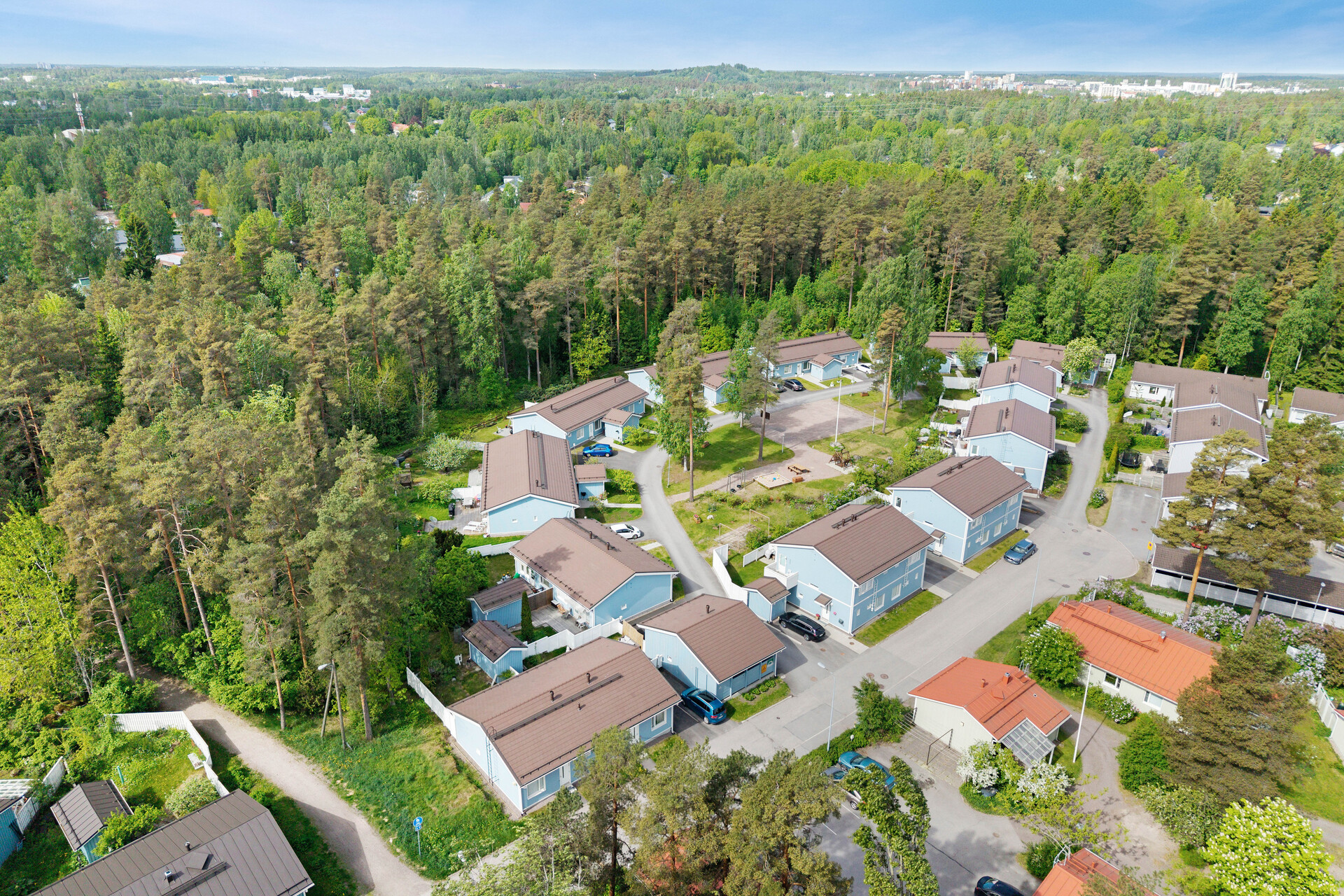 Esikoisentie 8, Maununneva, Helsinki