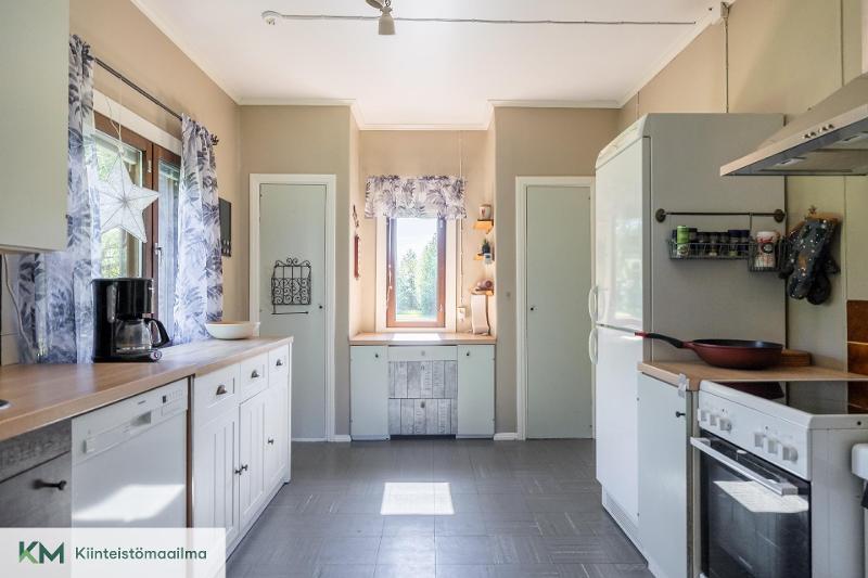 Laajakoskentie 302, Laajakoski, Kotka