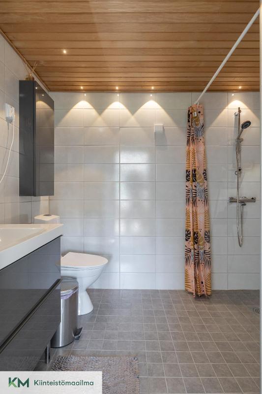 Laajakoskentie 302, Laajakoski, Kotka