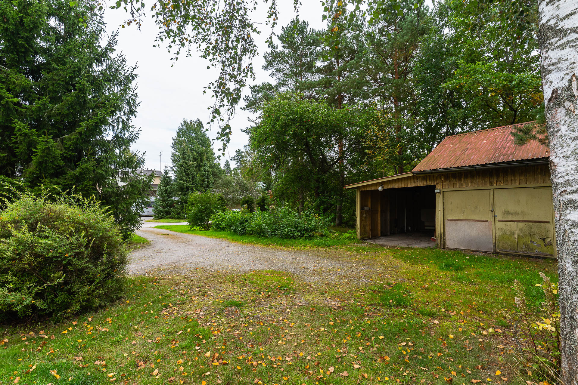 Purkukuntoinen rakennus