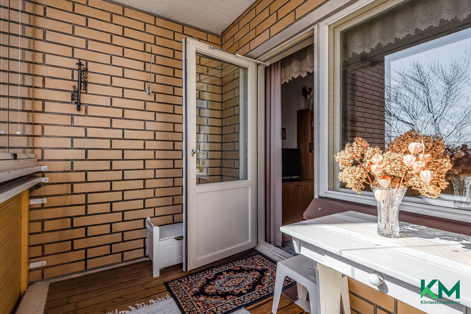 Iso lasitettu parveke