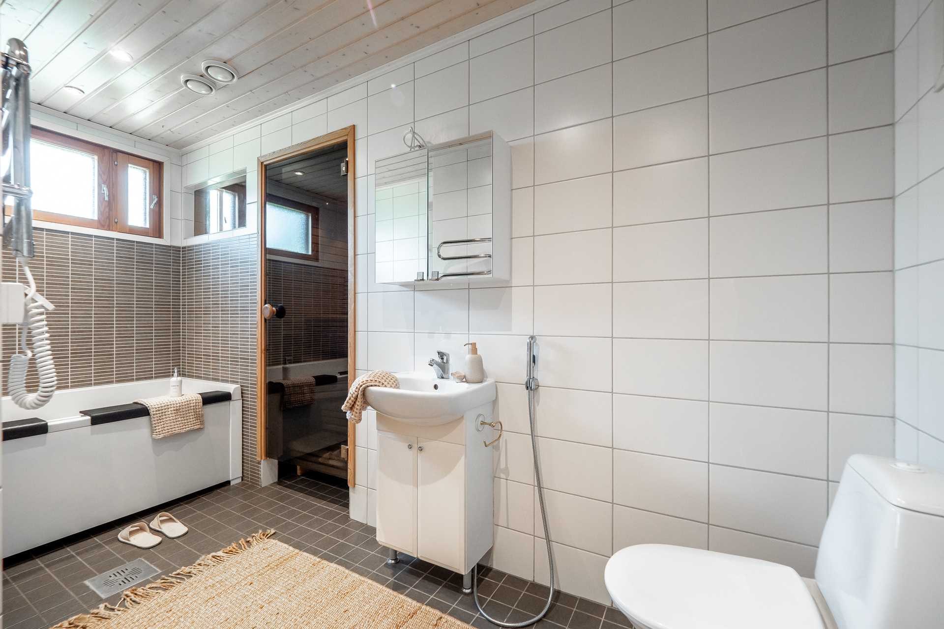 Tuulastie 11, Pyykösjärvi, Oulu