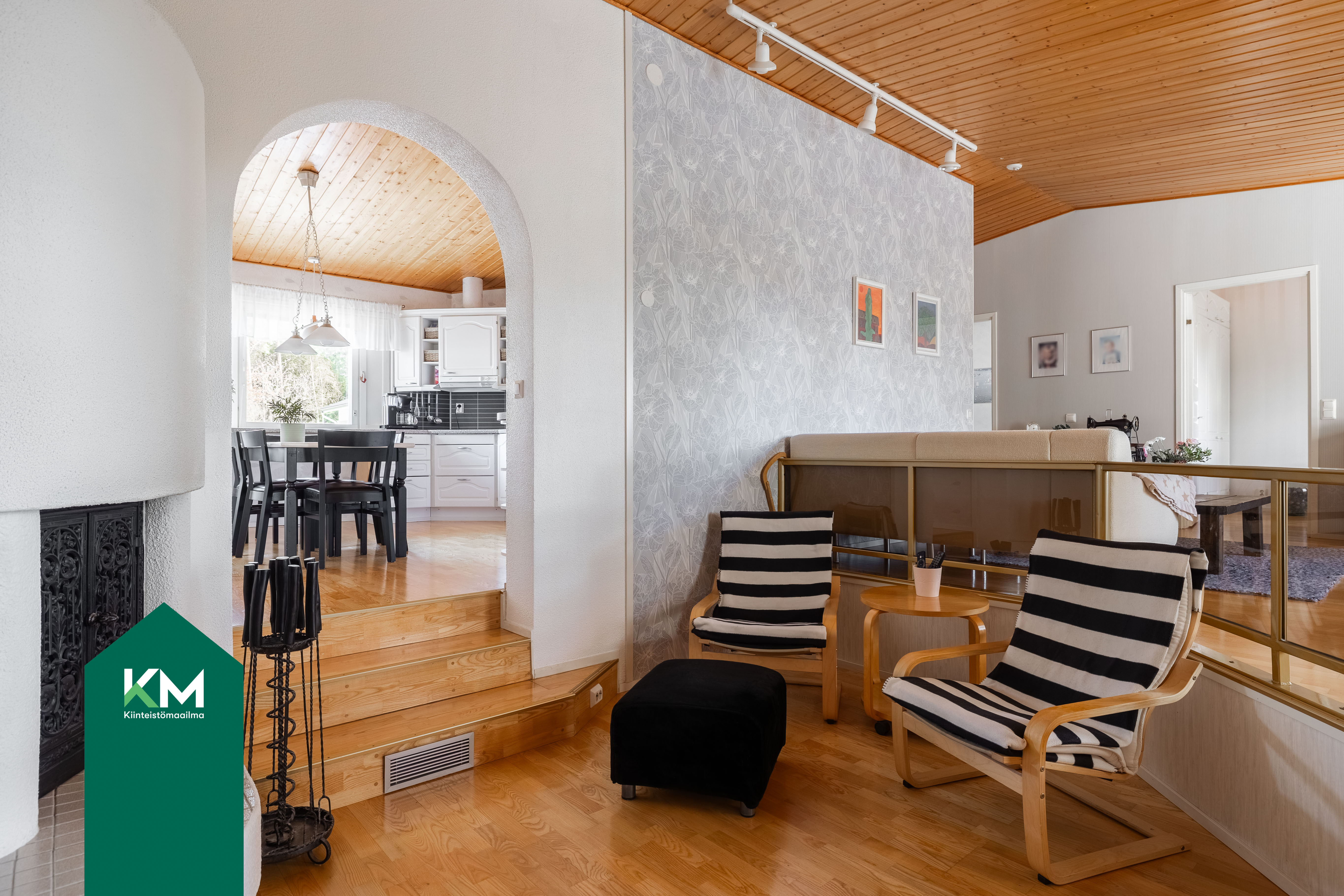 Pitkäkalliontie 35, Kotka
