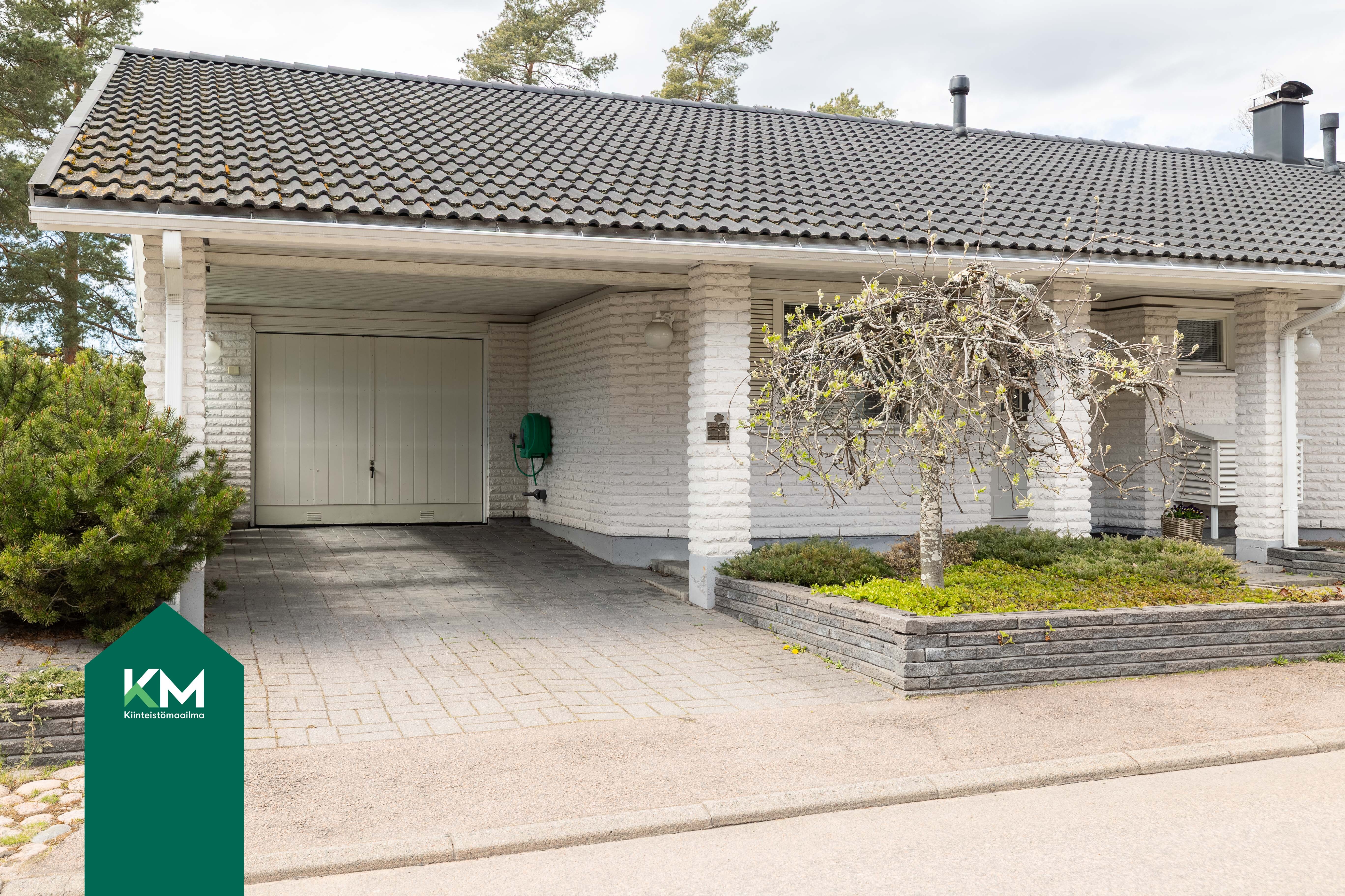 Pitkäkalliontie 35, Kotka