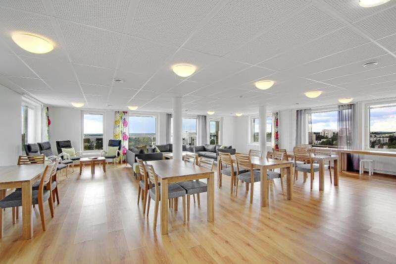 Yhtiön kerhohuone 13. kerroksessa