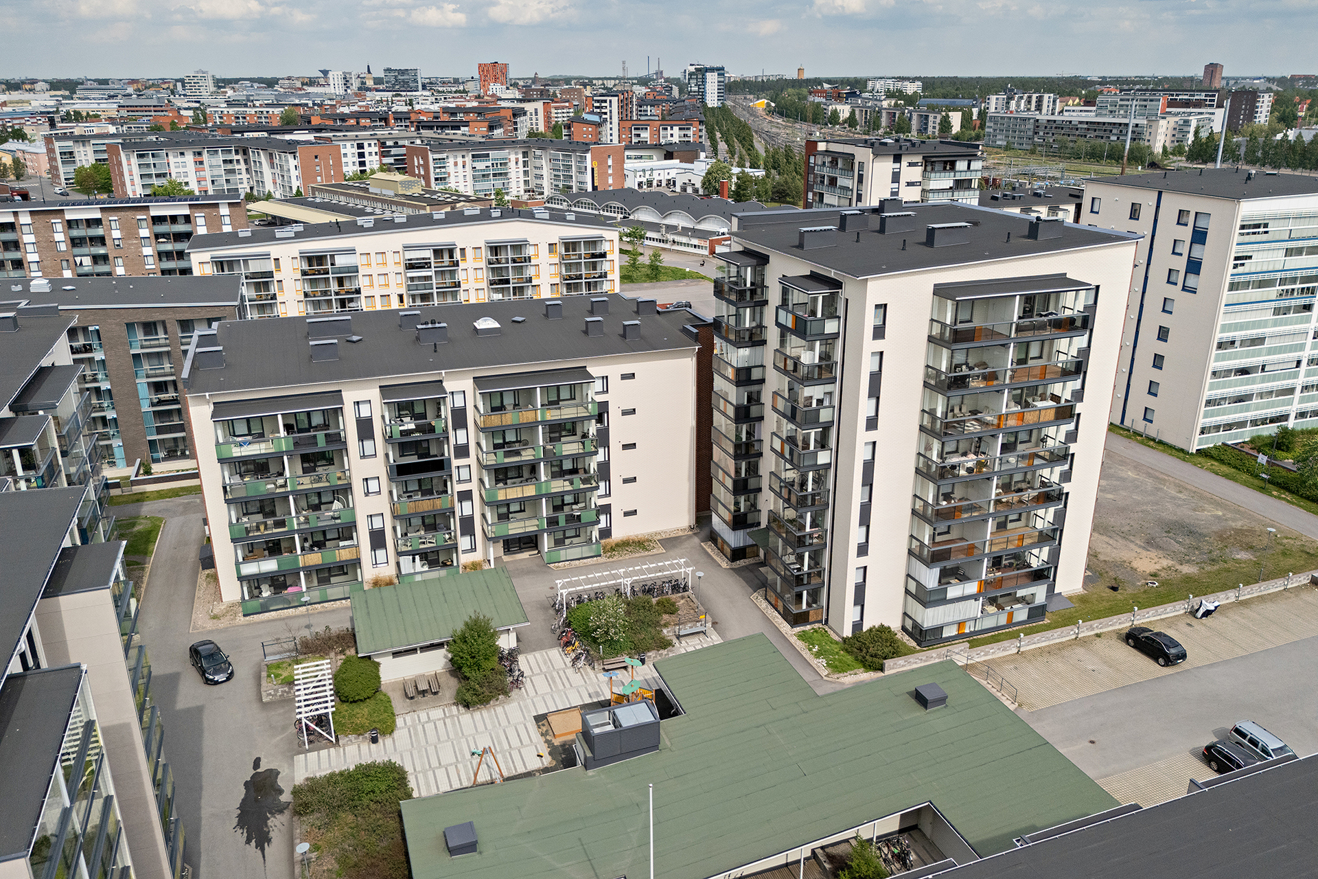 Rautatienkatu 92, Limingantulli, Oulu