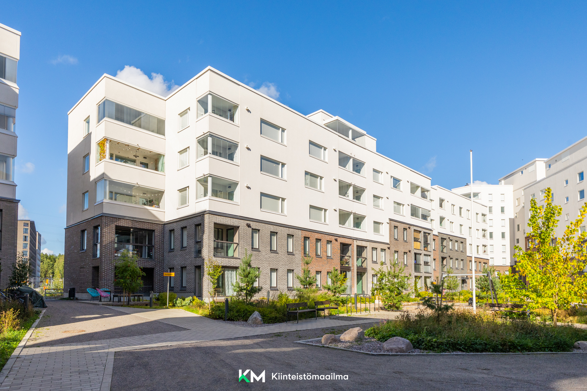 Kustinpolku 10, Postipuisto, Helsinki
