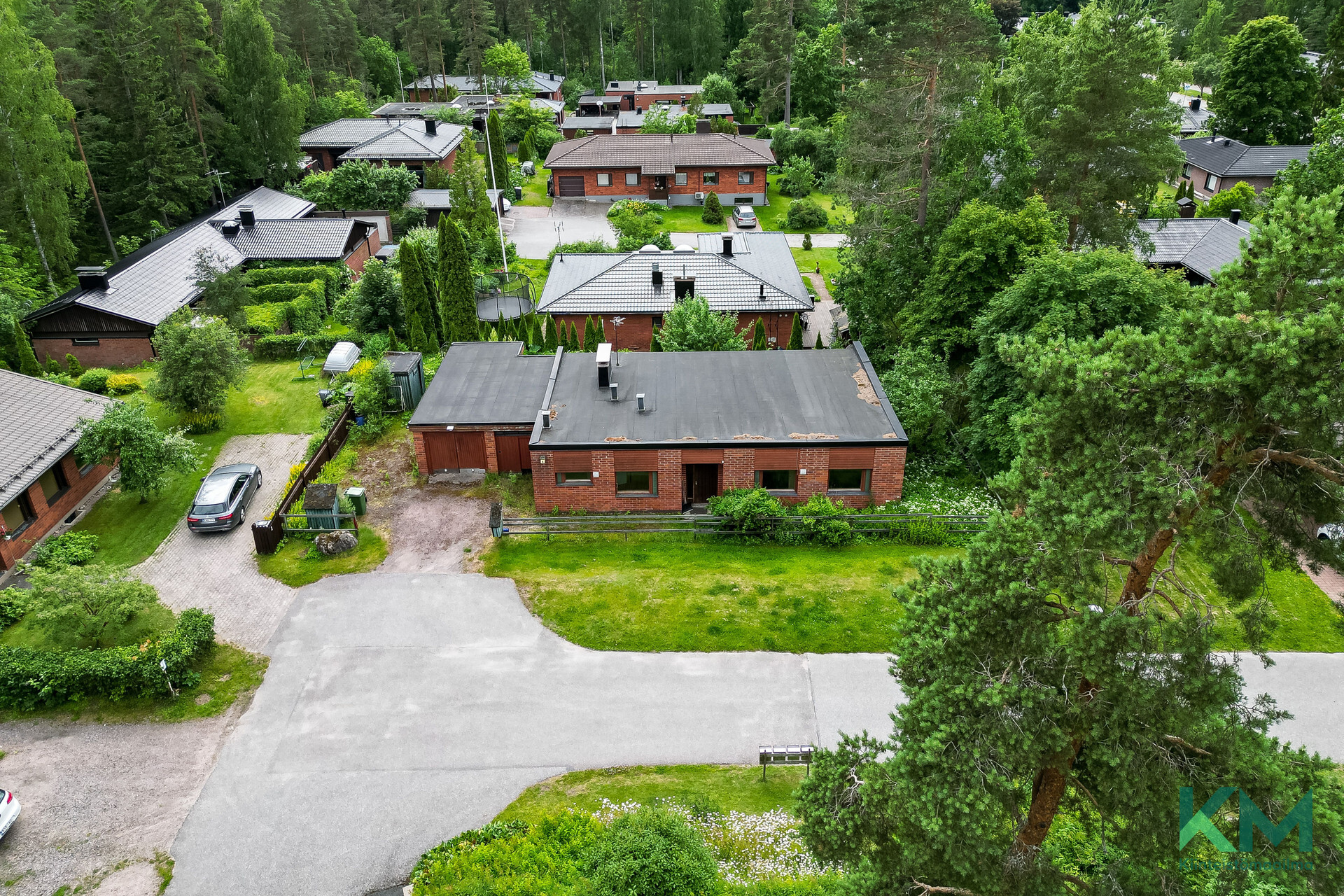 Mustarousku 4, Laaksolahti, Espoo
