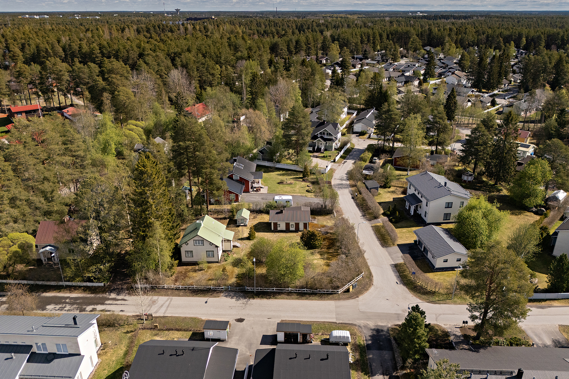 Ahmalantie 15 , Mäntylä, Oulu