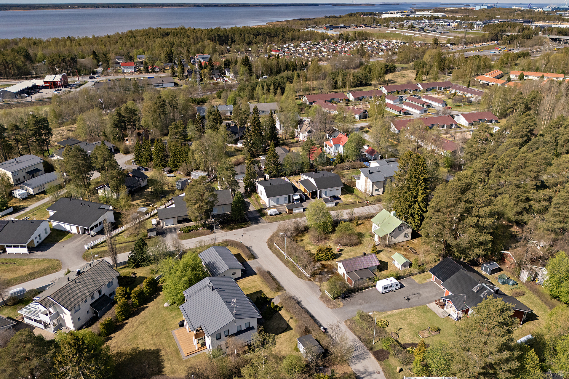 Ahmalantie 15 , Mäntylä, Oulu