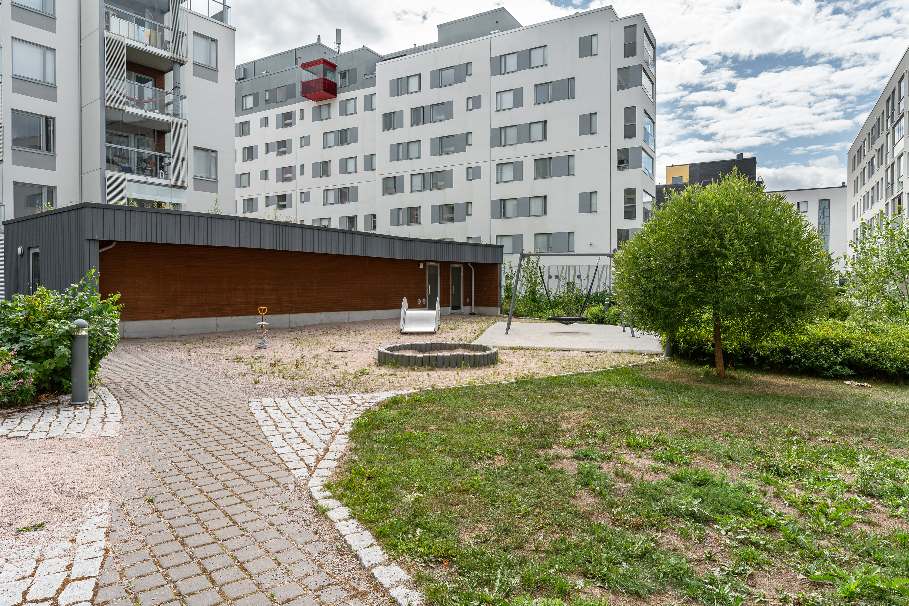 Kaarlo Sarkian katu 10, Vermonniitty, Espoo