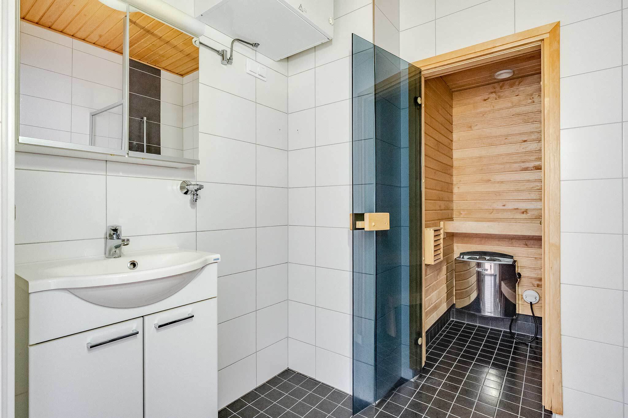 Virontörmänkatu 11, Tesoma, Tampere