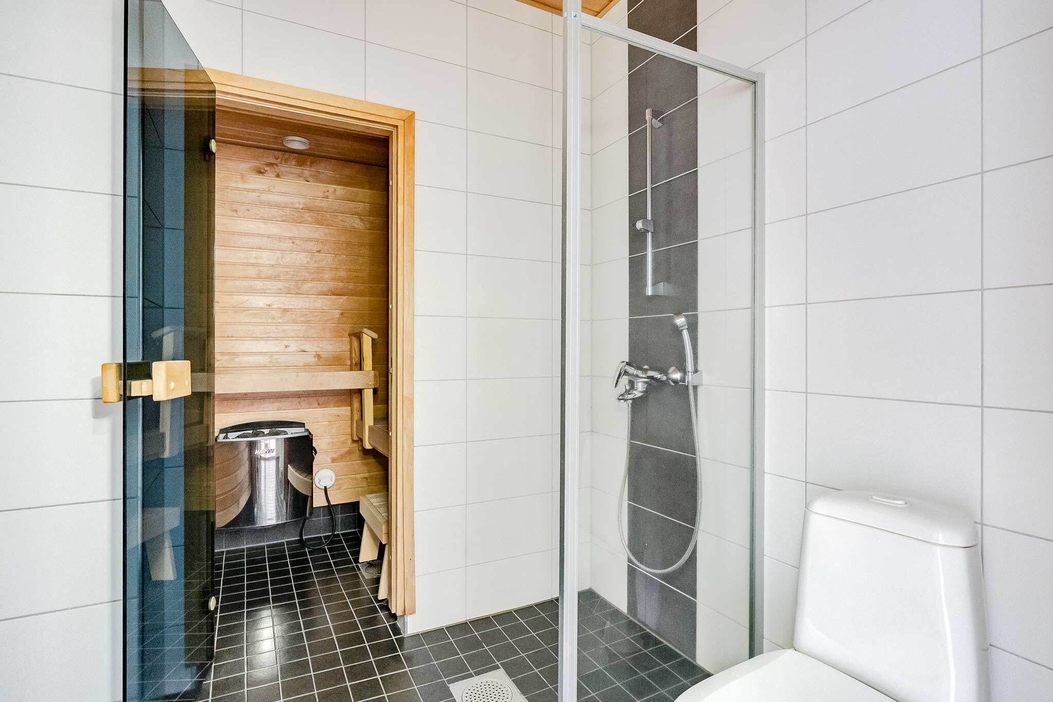 Virontörmänkatu 11, Tesoma, Tampere