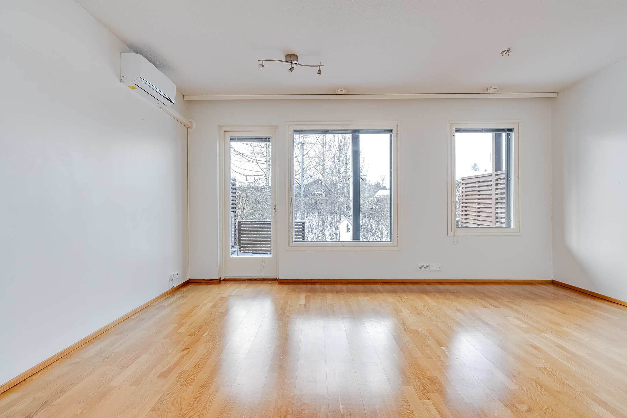 Virontörmänkatu 11, Tesoma, Tampere