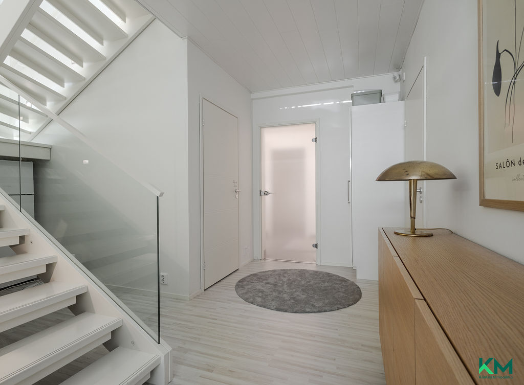 Aurinkorinteenkatu 16, Karisto, Lahti