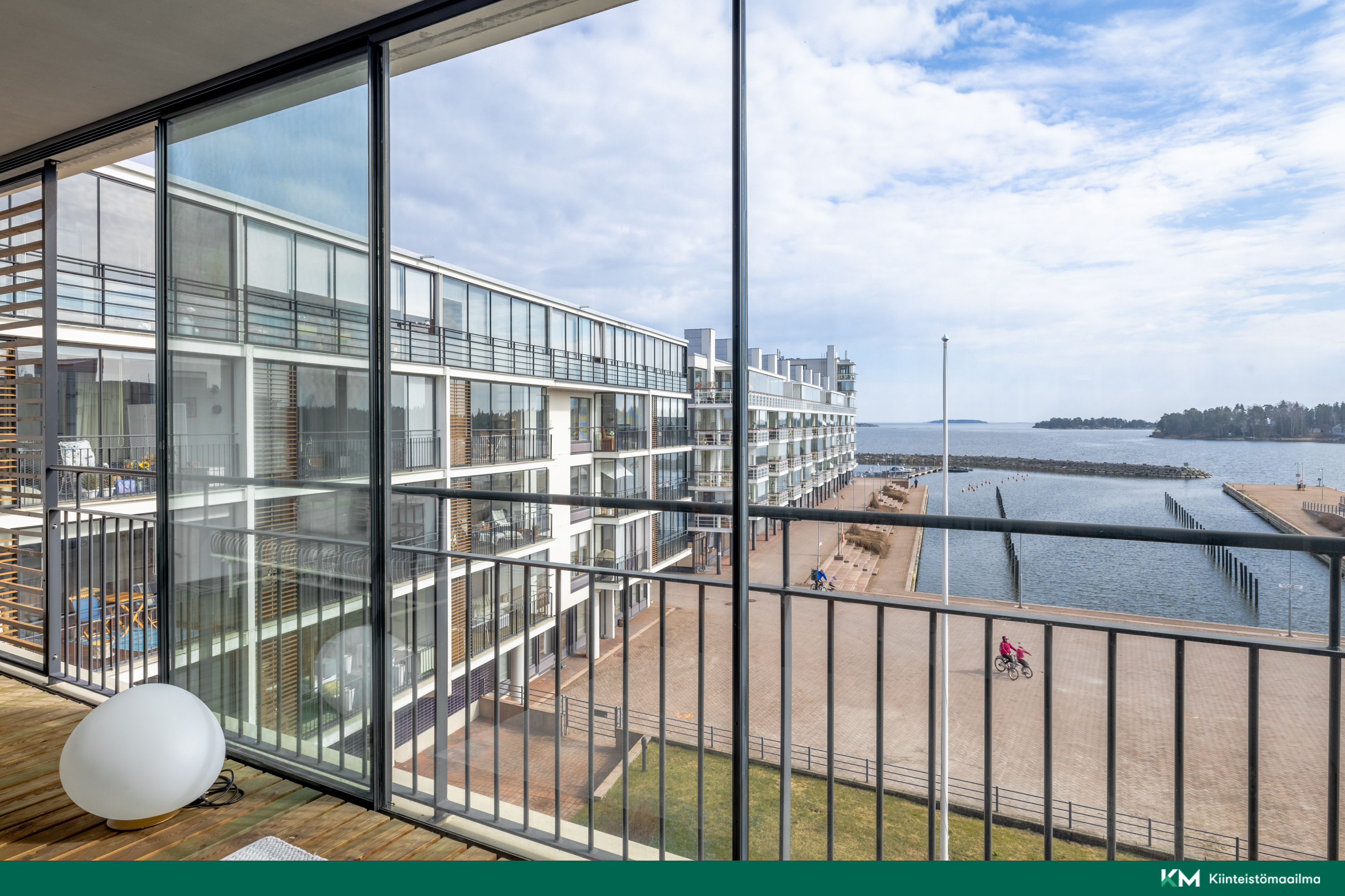 Hiekkalaiturintie 14, Kallahti, Helsinki