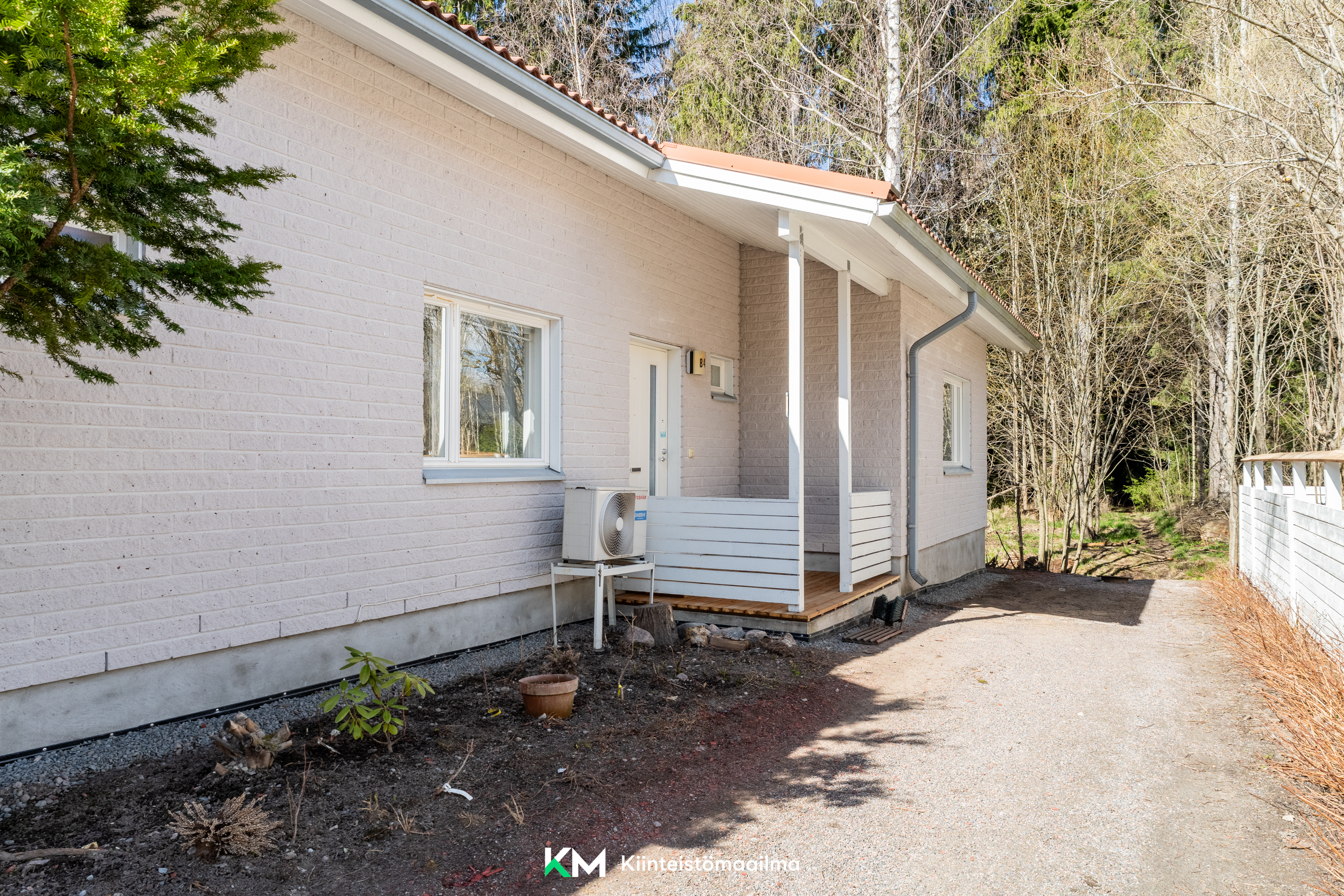 Salkolantie 15, Vantaa