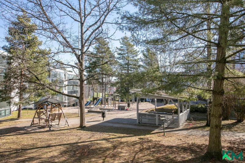 Humalniementie 3-5, Helsinki