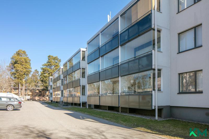 Humalniementie 3-5, Helsinki