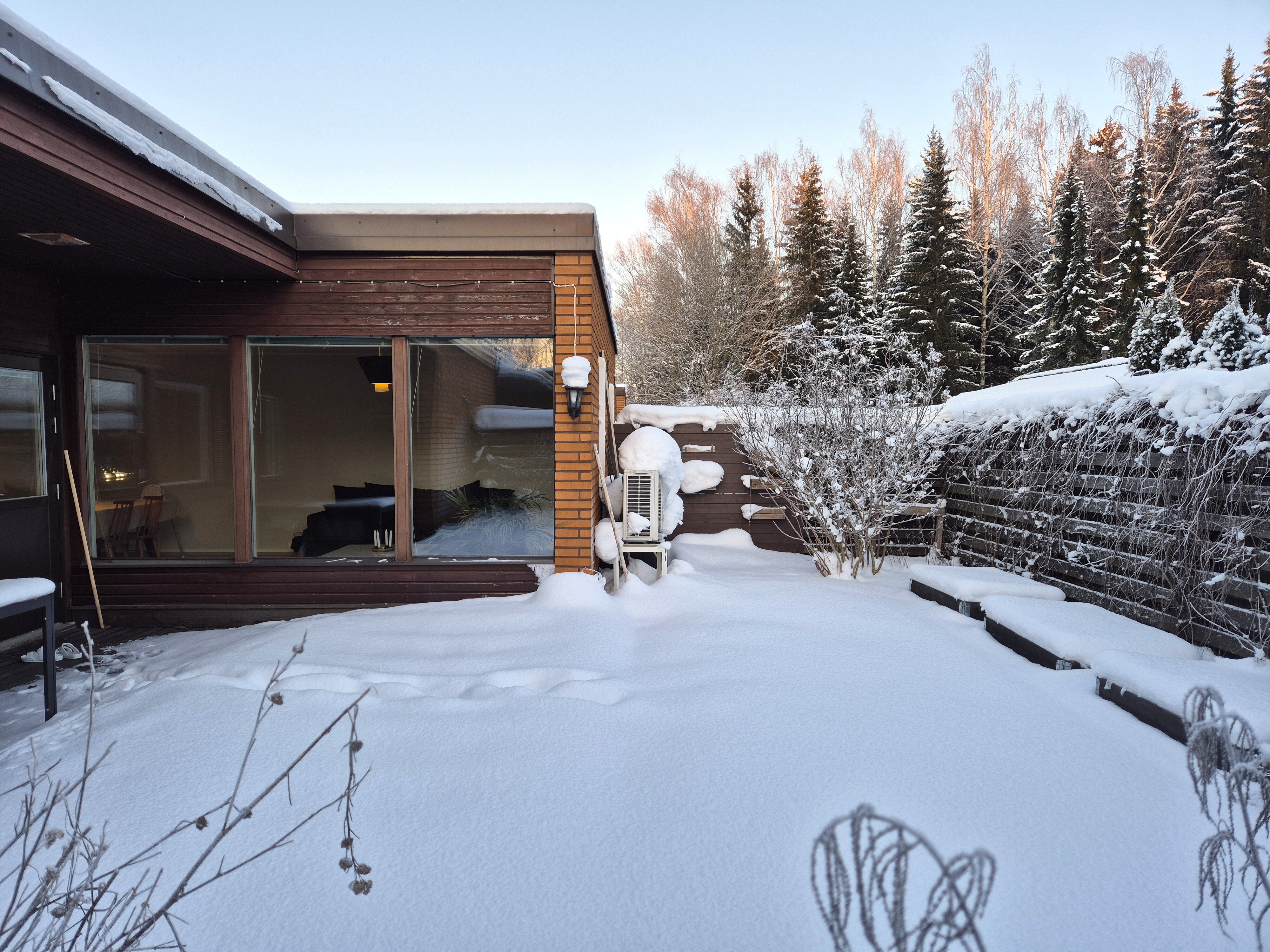 Saramäentie 37, Paloheinä, Helsinki