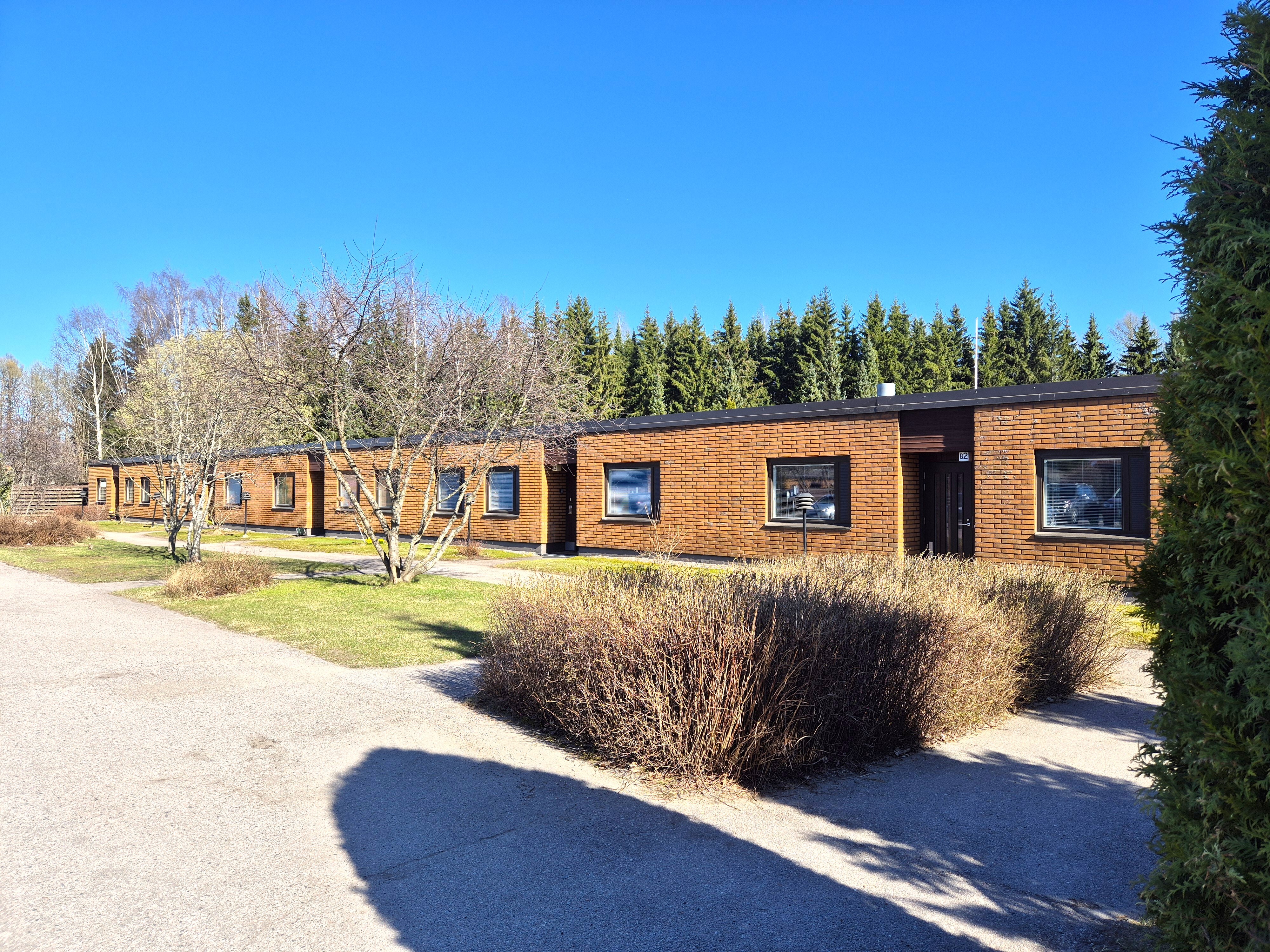 Saramäentie 37, Paloheinä, Helsinki