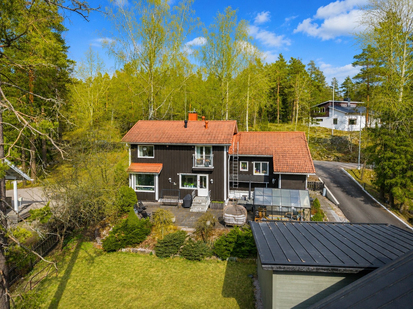 Jondalintie 6, 2. kaupunginosa, Kauniainen