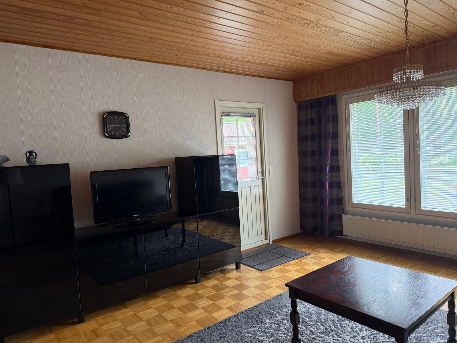 Valmuskakuja 6, Kaura-aho, Varkaus