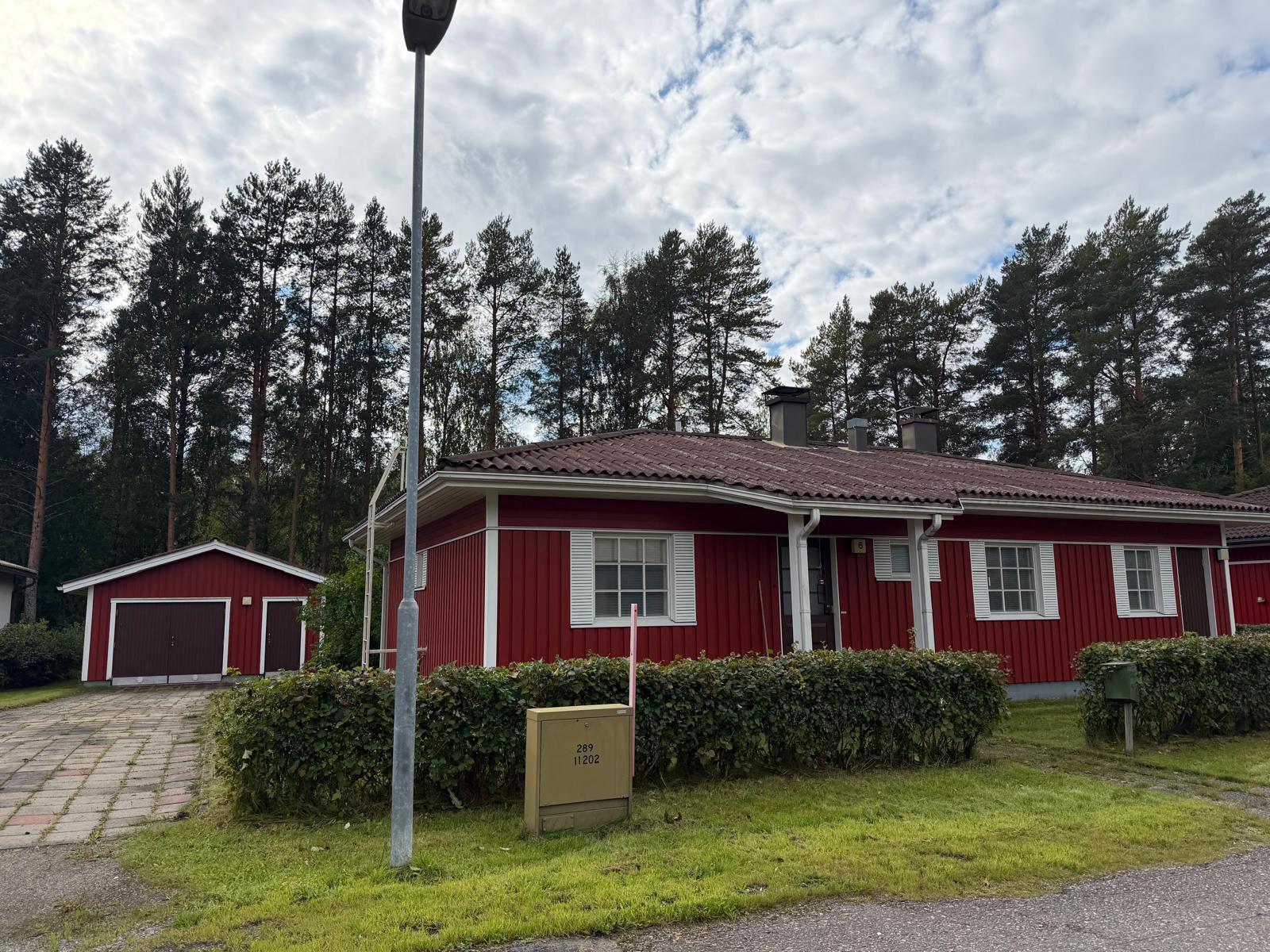Valmuskakuja 6, Kaura-aho, Varkaus