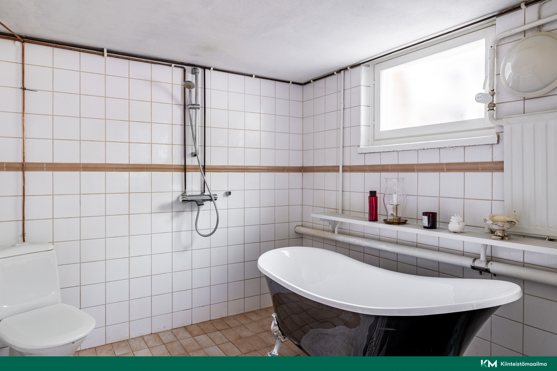 Orvokkitie 5b, Vartiokylä, Helsinki