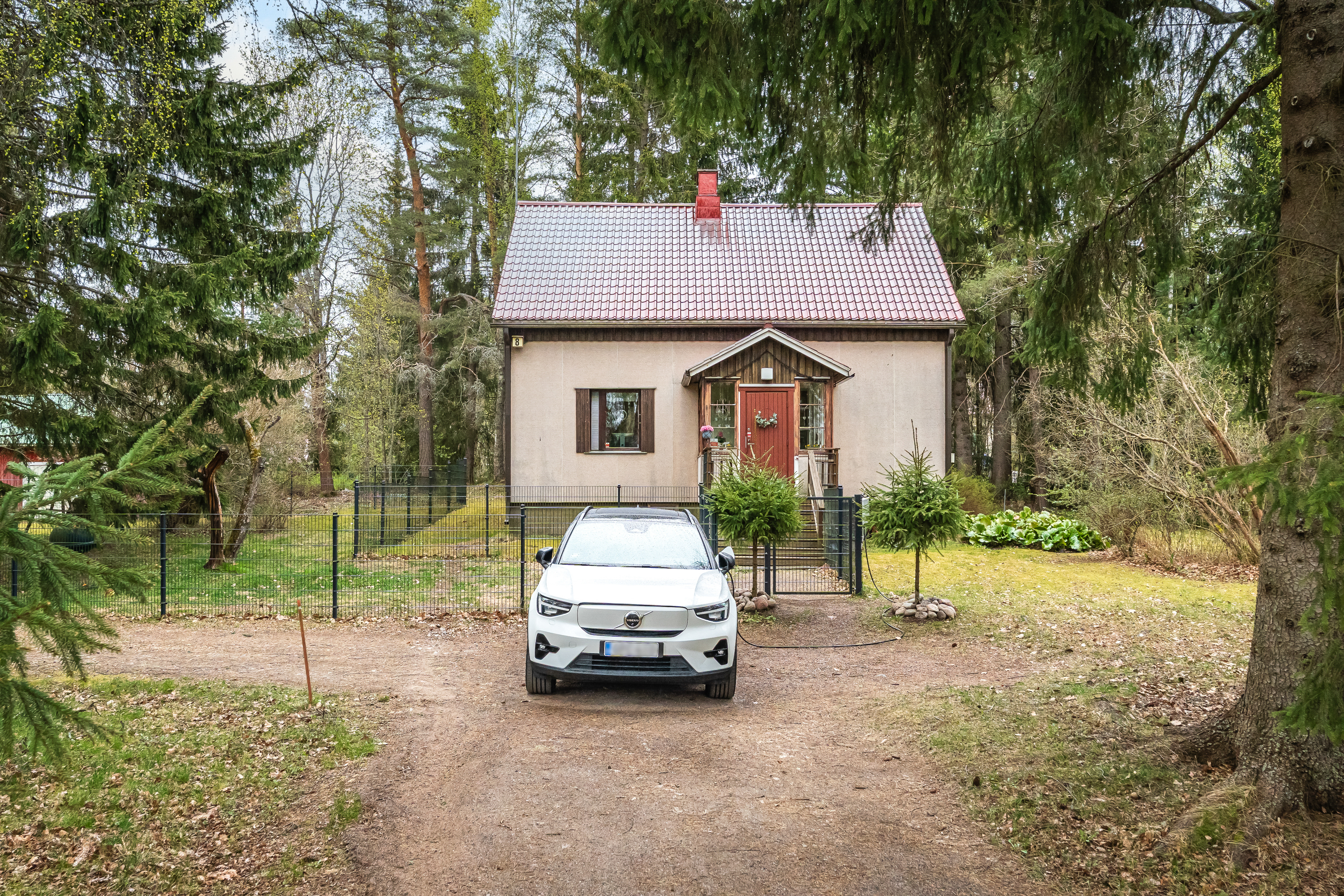 Pajatie 8, Hausjärvi