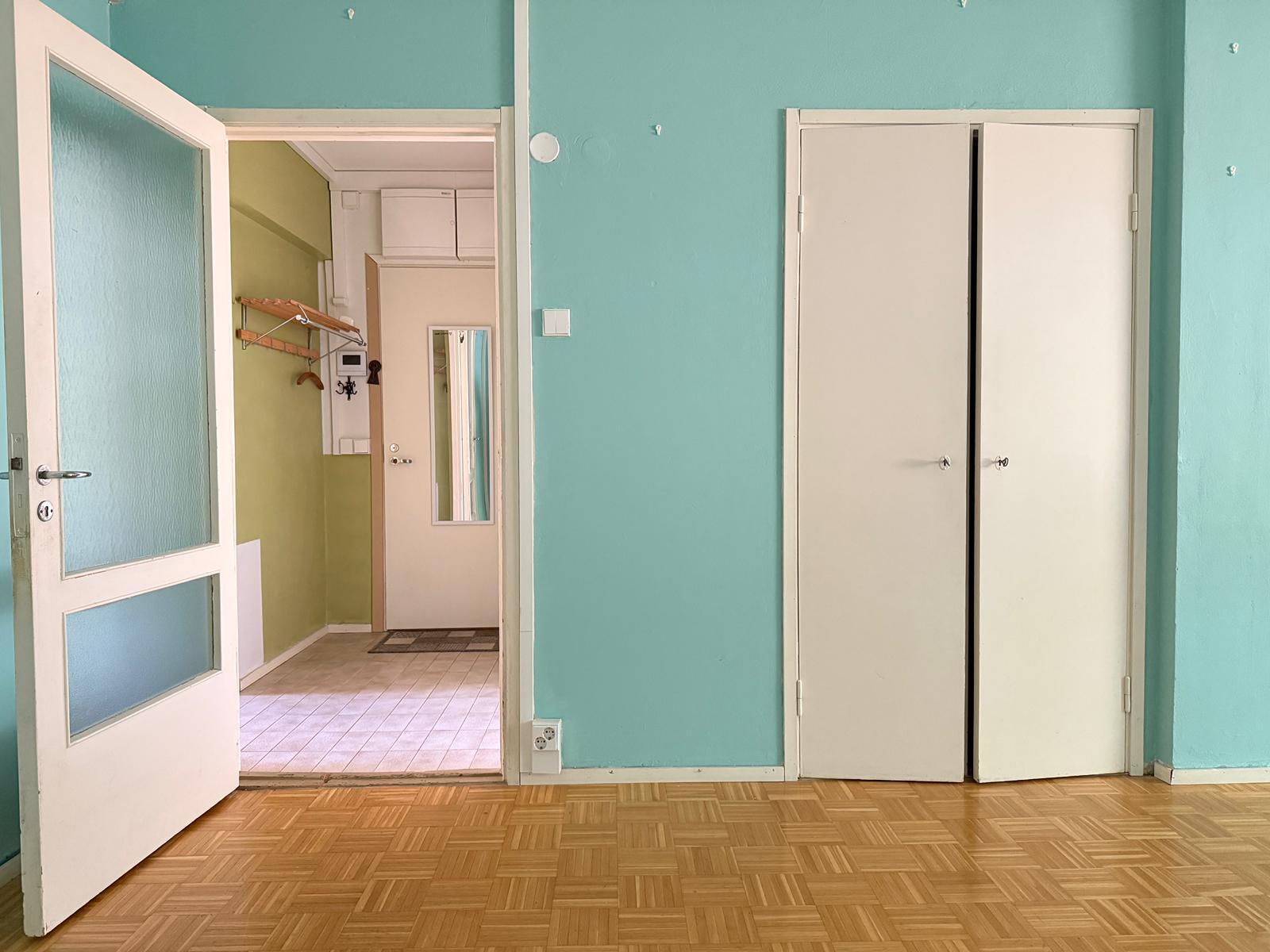 Puistotie 10, Kotkansaari, Kotka