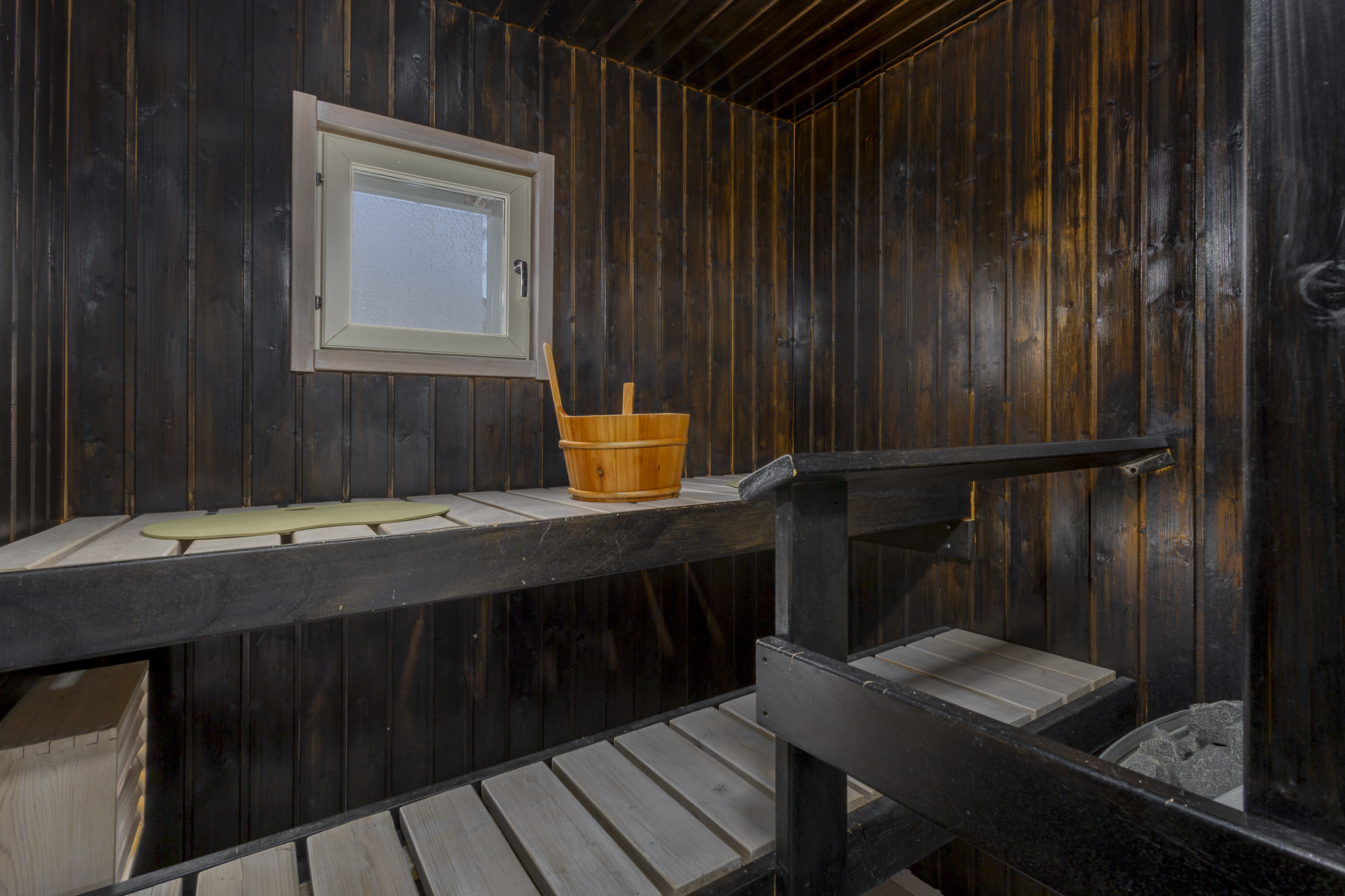 ikkunallinen sauna