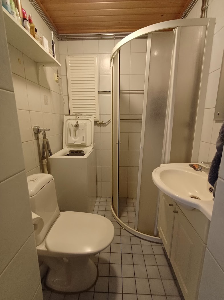 Urheilukatu 8 , Palosaari, Vaasa