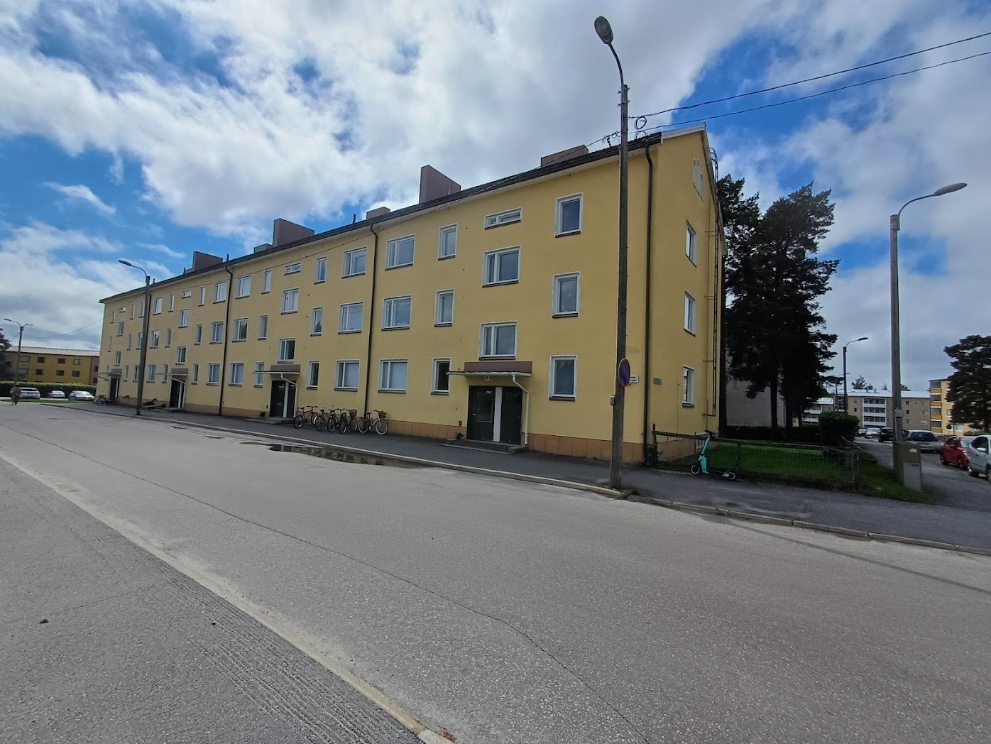 Urheilukatu 8 , Palosaari, Vaasa