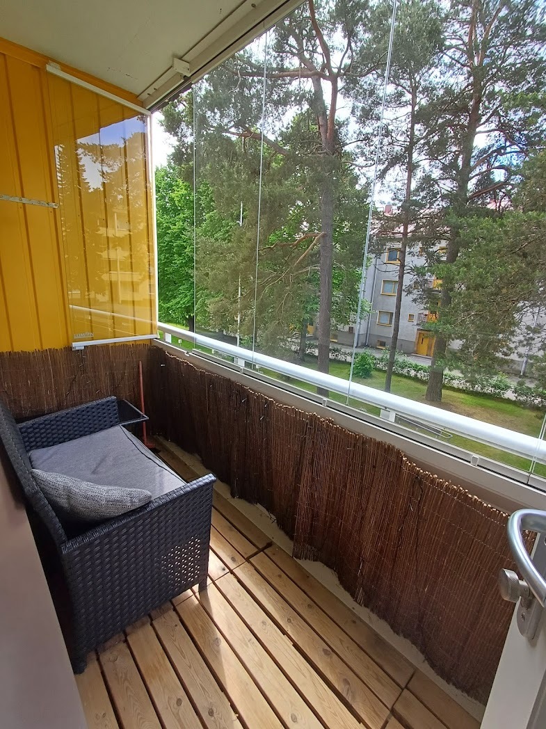 Urheilukatu 8 , Palosaari, Vaasa