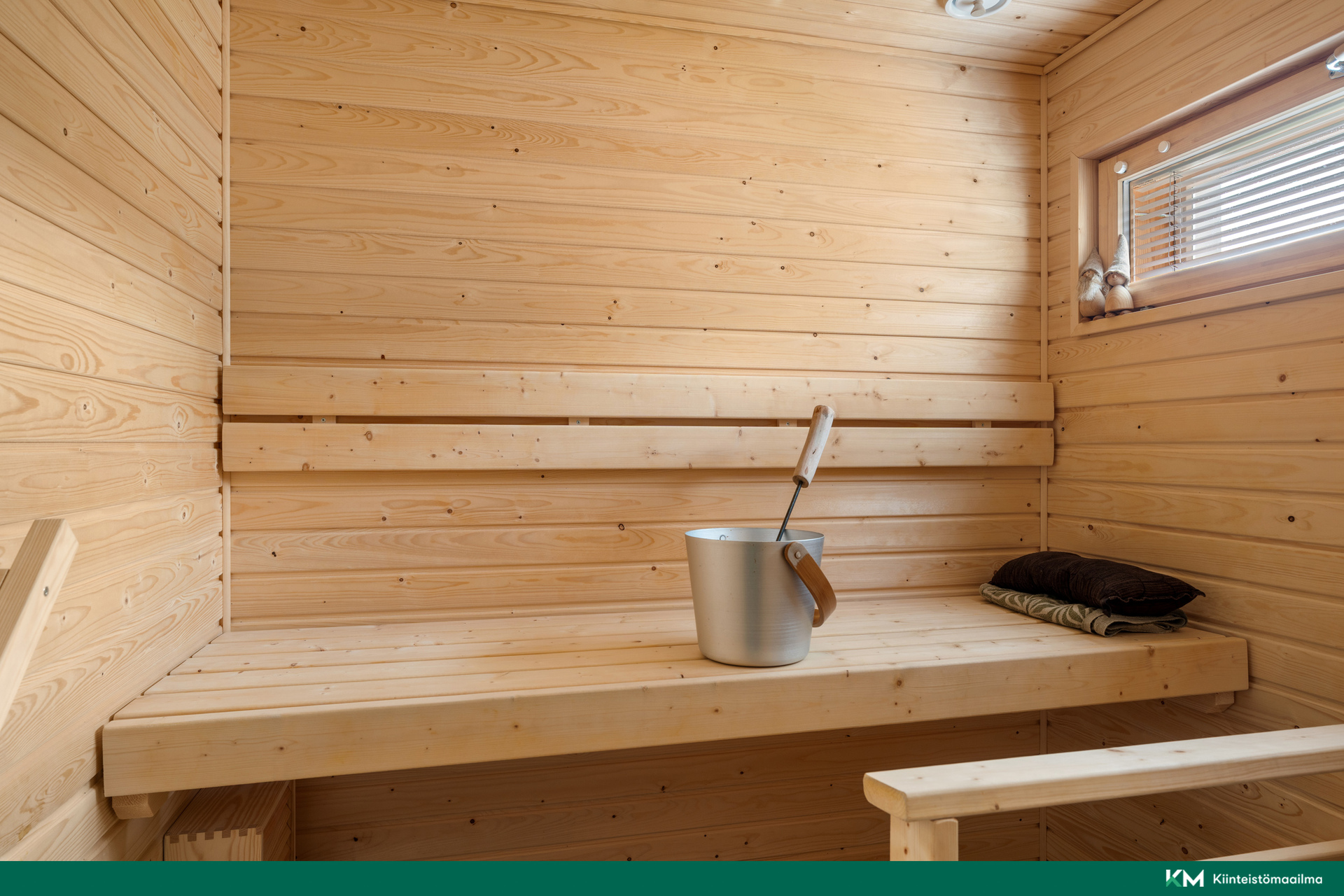 Ikkunallinen sauna