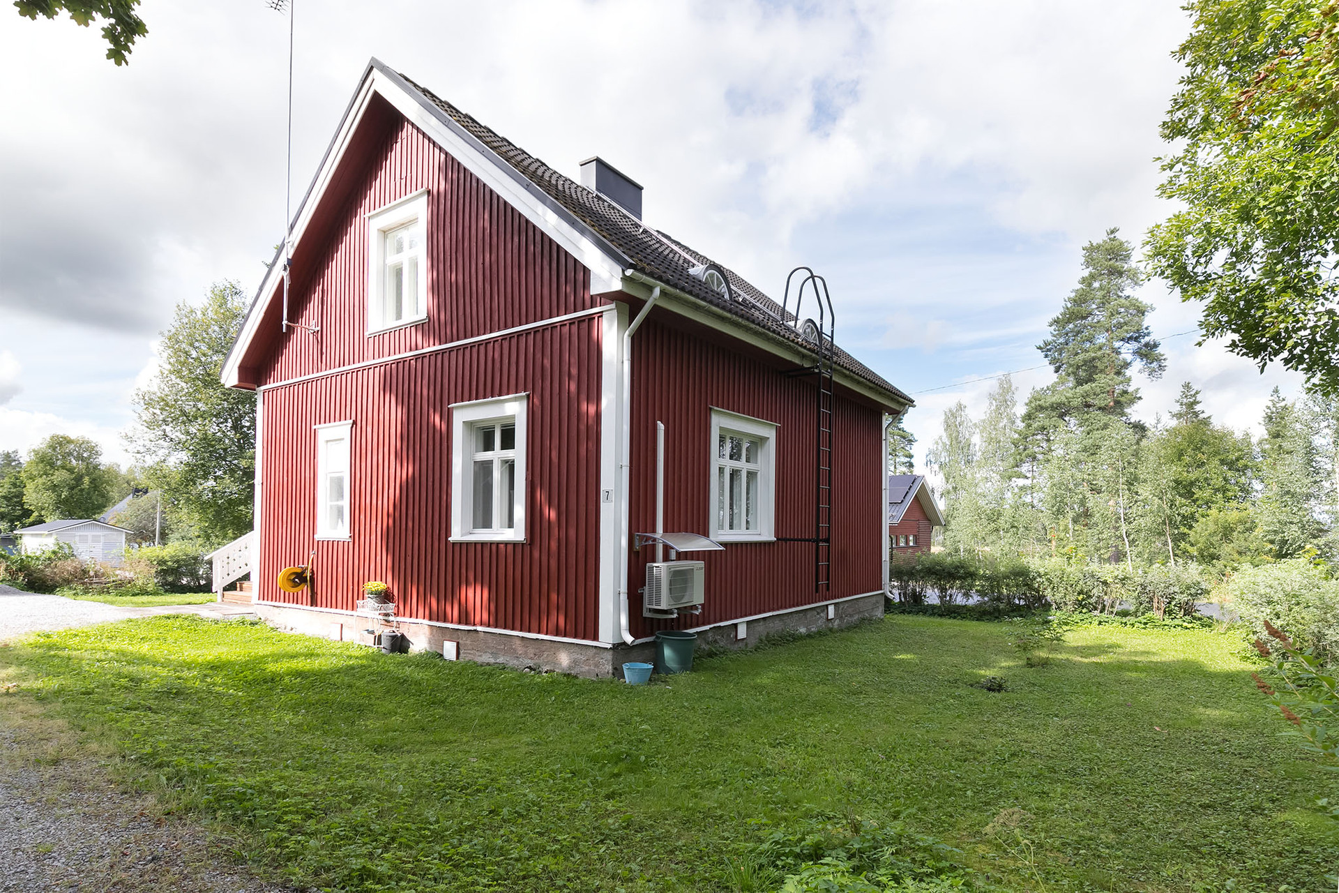 Sylvi Saimon tie  7, Lievestuore, Laukaa