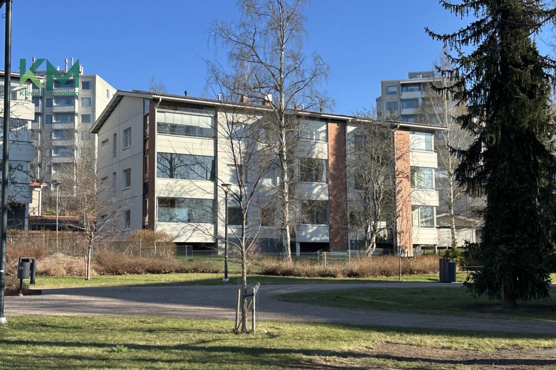 Valtakäyrä 8, Riihimäki