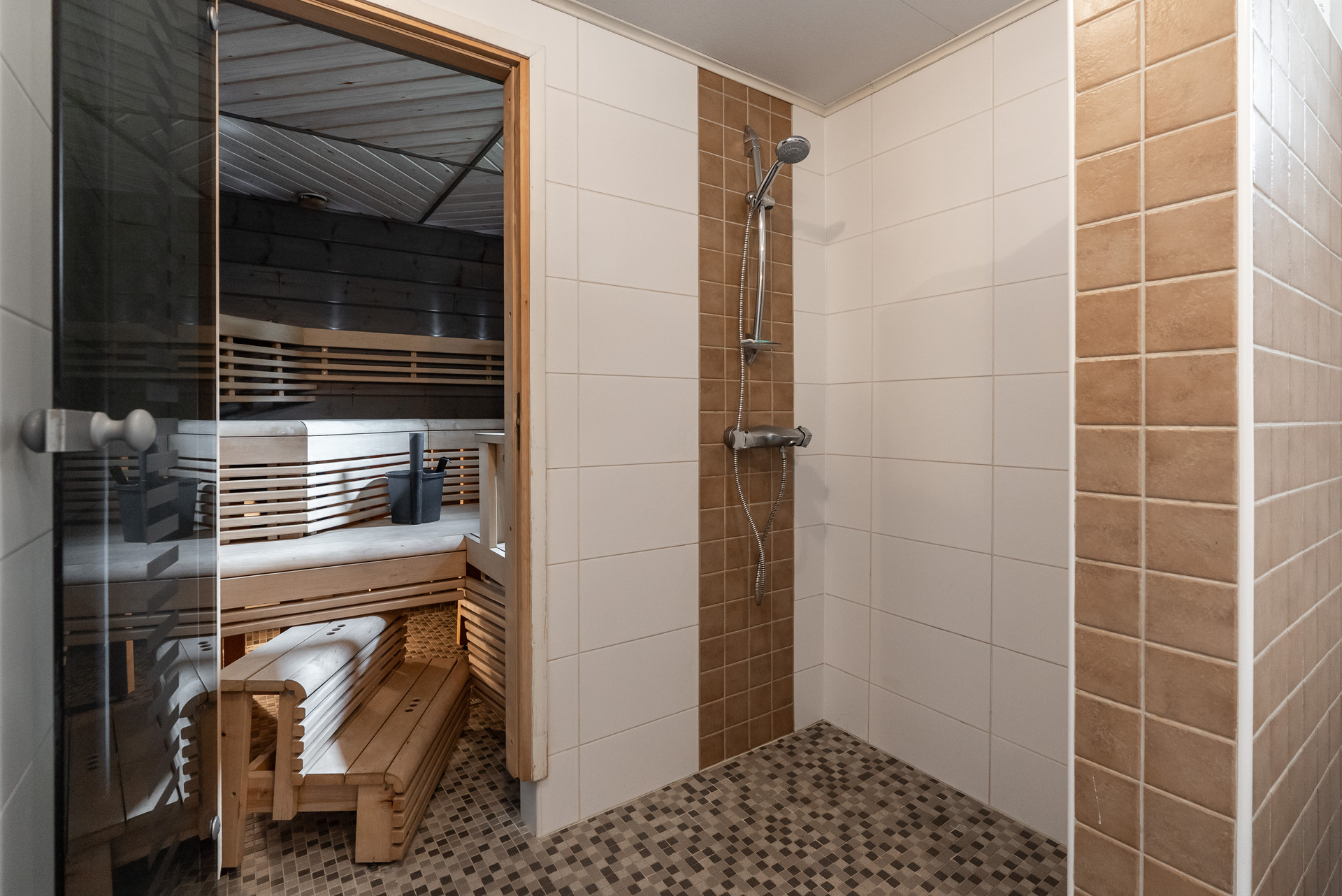 Kuokkatie 6, Välivainio, Oulu