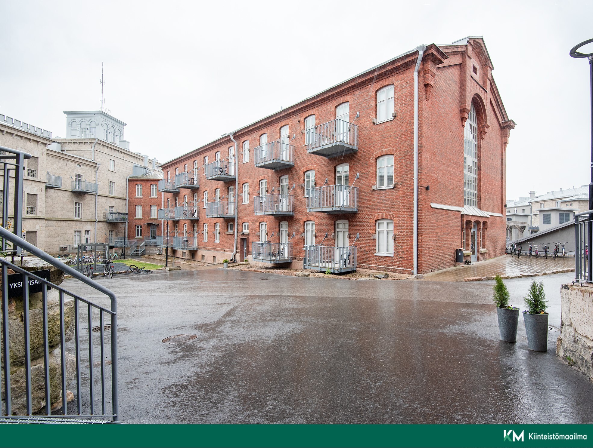 Graniittilinnankatu 2, Kakolanmäki, Turku