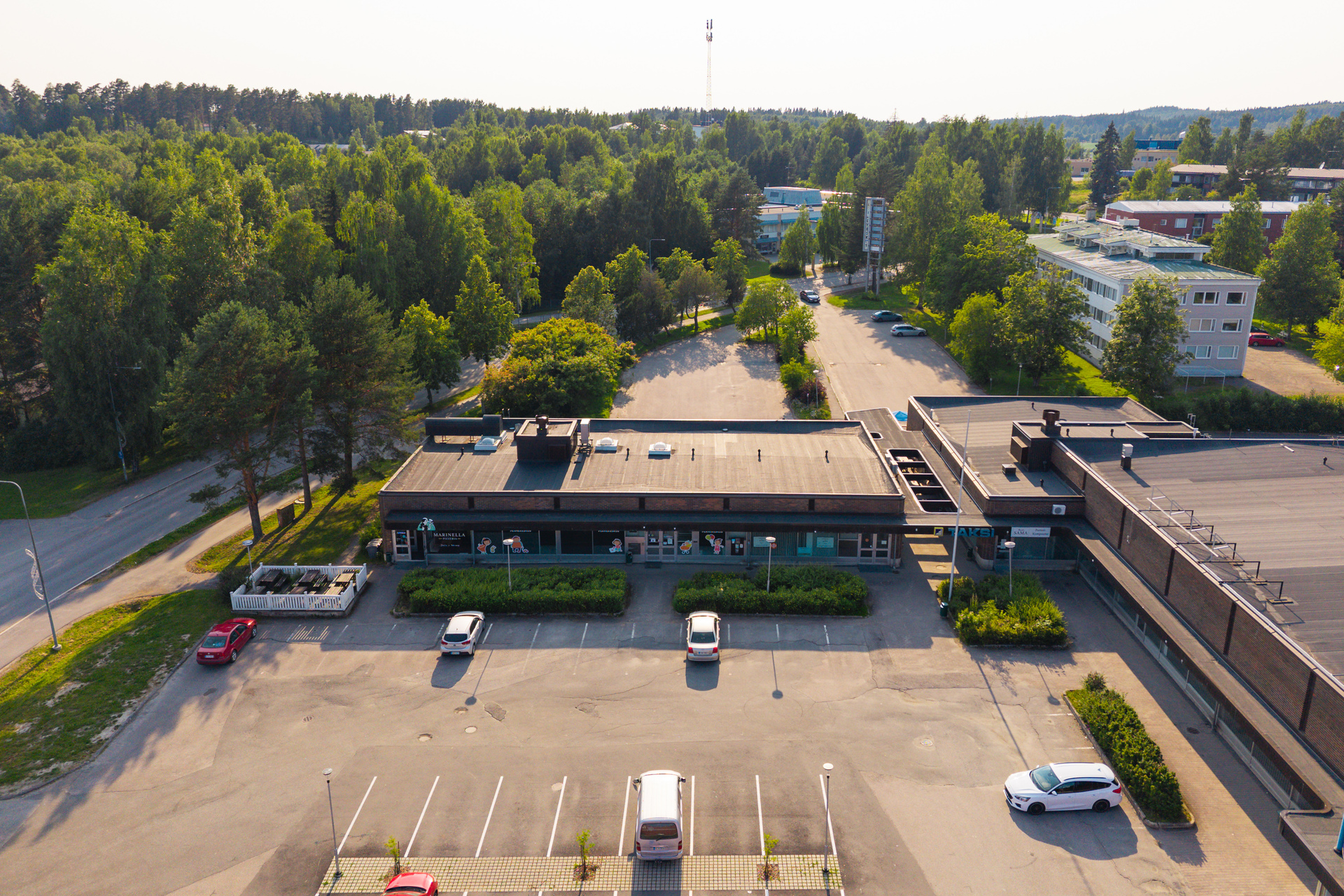 Virastotie 5, Keskusta, Muurame