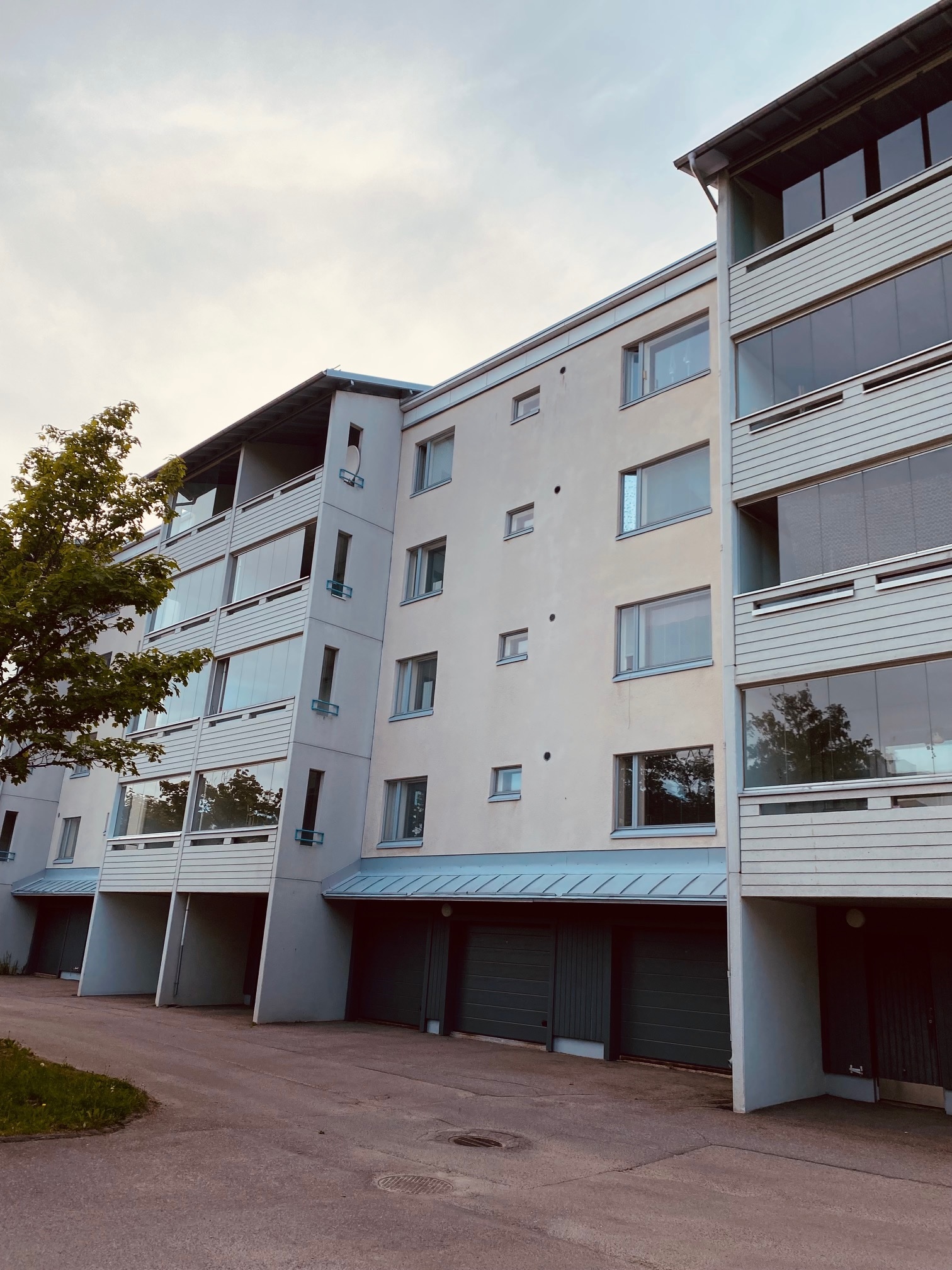 Laajavuorenkuja 3, Martinlaakso, Vantaa