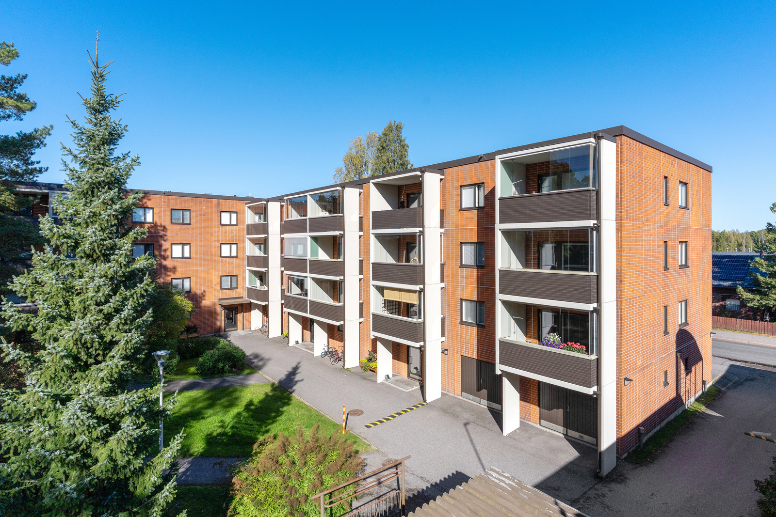 Säveltie 7, Pukinmäki, Helsinki