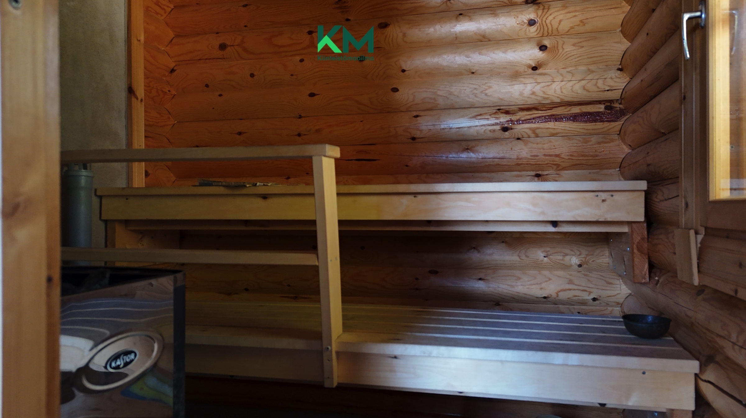 Saunamökin sauna