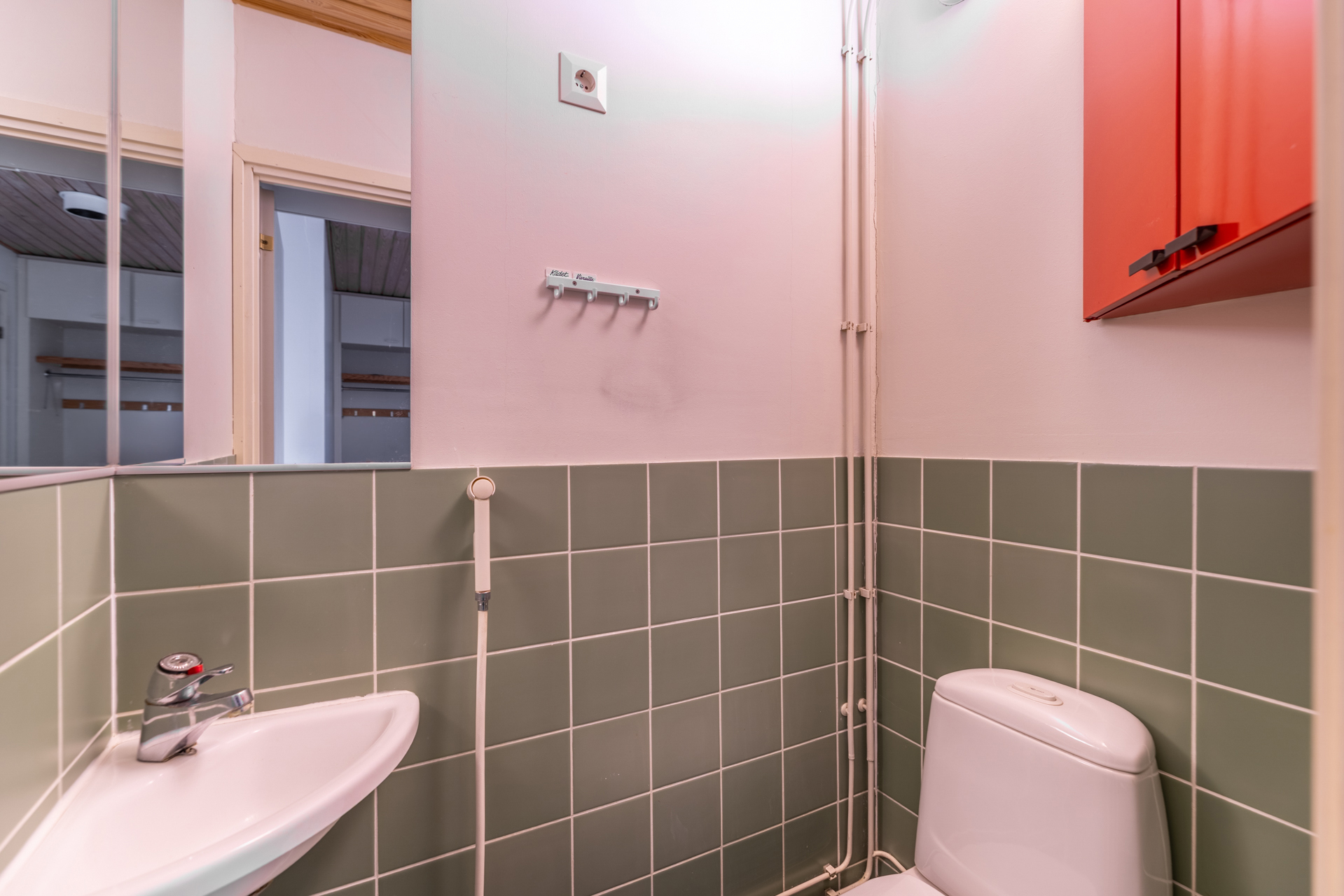erillinen wc