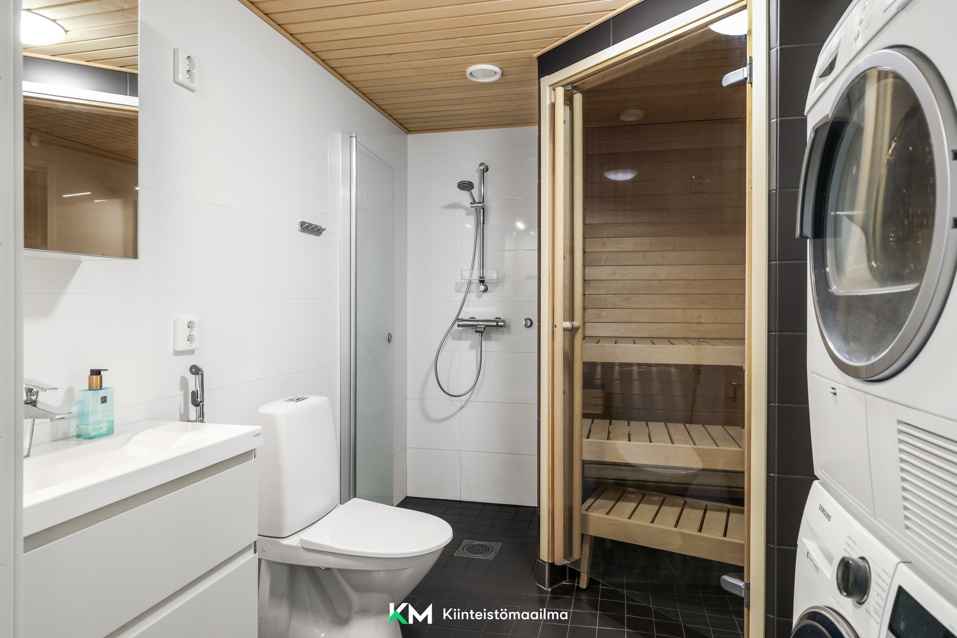 Puolikuu 2, Espoo