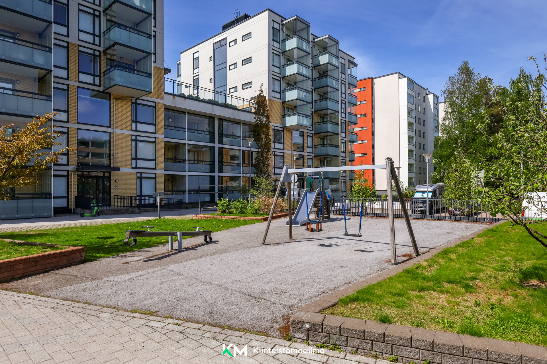 Puolikuu 2, Espoo