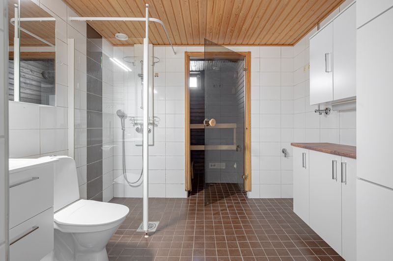Porarinkatu 2, Vallikallio, Espoo