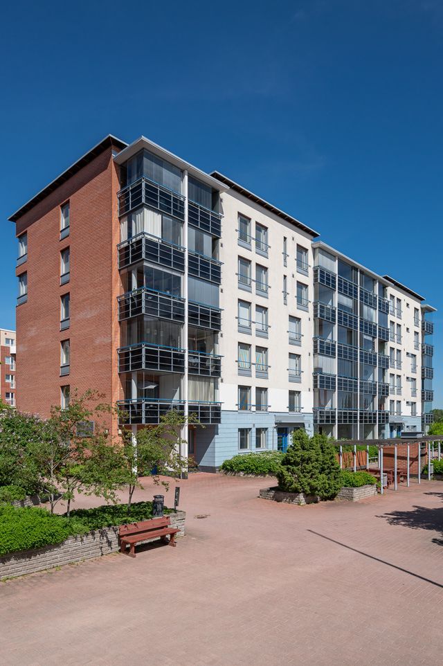 Porarinkatu 2, Vallikallio, Espoo