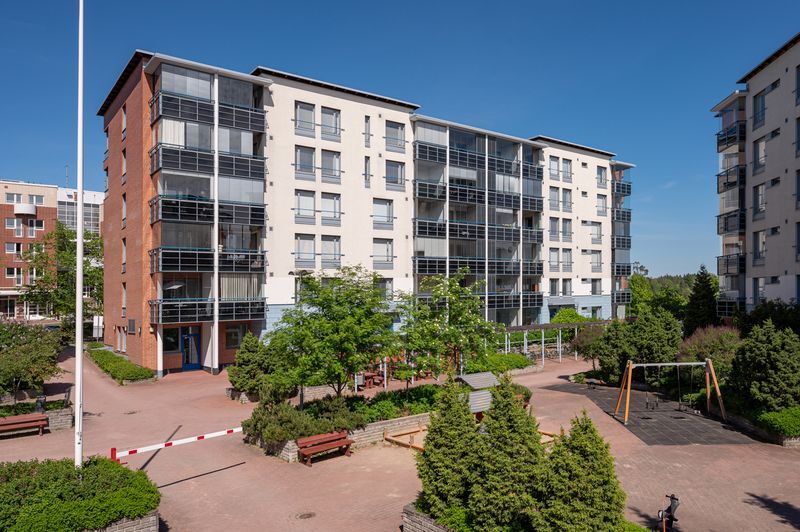Porarinkatu 2, Vallikallio, Espoo